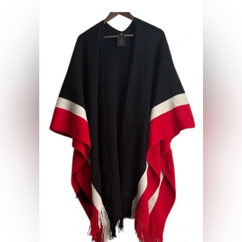 Lane Bryant Black and Red Shaw